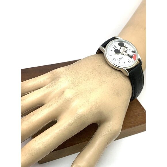 Disney Women\'s Watch Mickey Mouse White Dial Quartz Black Leather 35mm W… main image 5